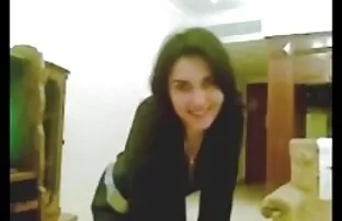 XXX Black Angelika bercinta dengan seorang pria di kolam jav hd indonesia terbaru renang