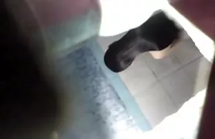 XXX Cutie mengoleskan bokep smp indo terbaru krim payudara