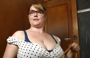 XXX Lesbian bokeb indo terbaru mengisap