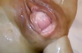 XXX Dia ada di bokep jilbab indo terbaru toilet